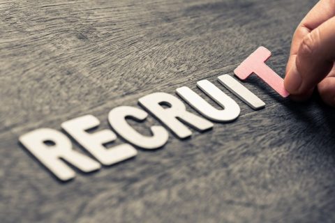 未経験者には技術と資格を！経験者には好条件を！